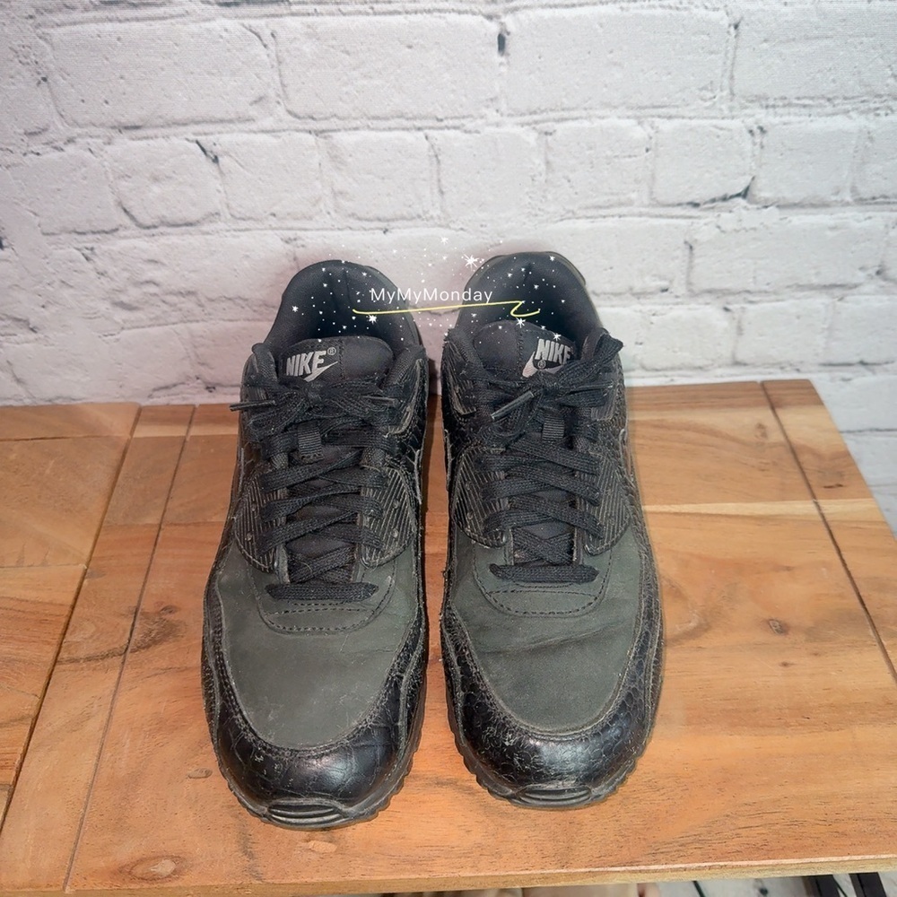 Nike Air Max Black Croc Sneakers - Picture 2 of 7